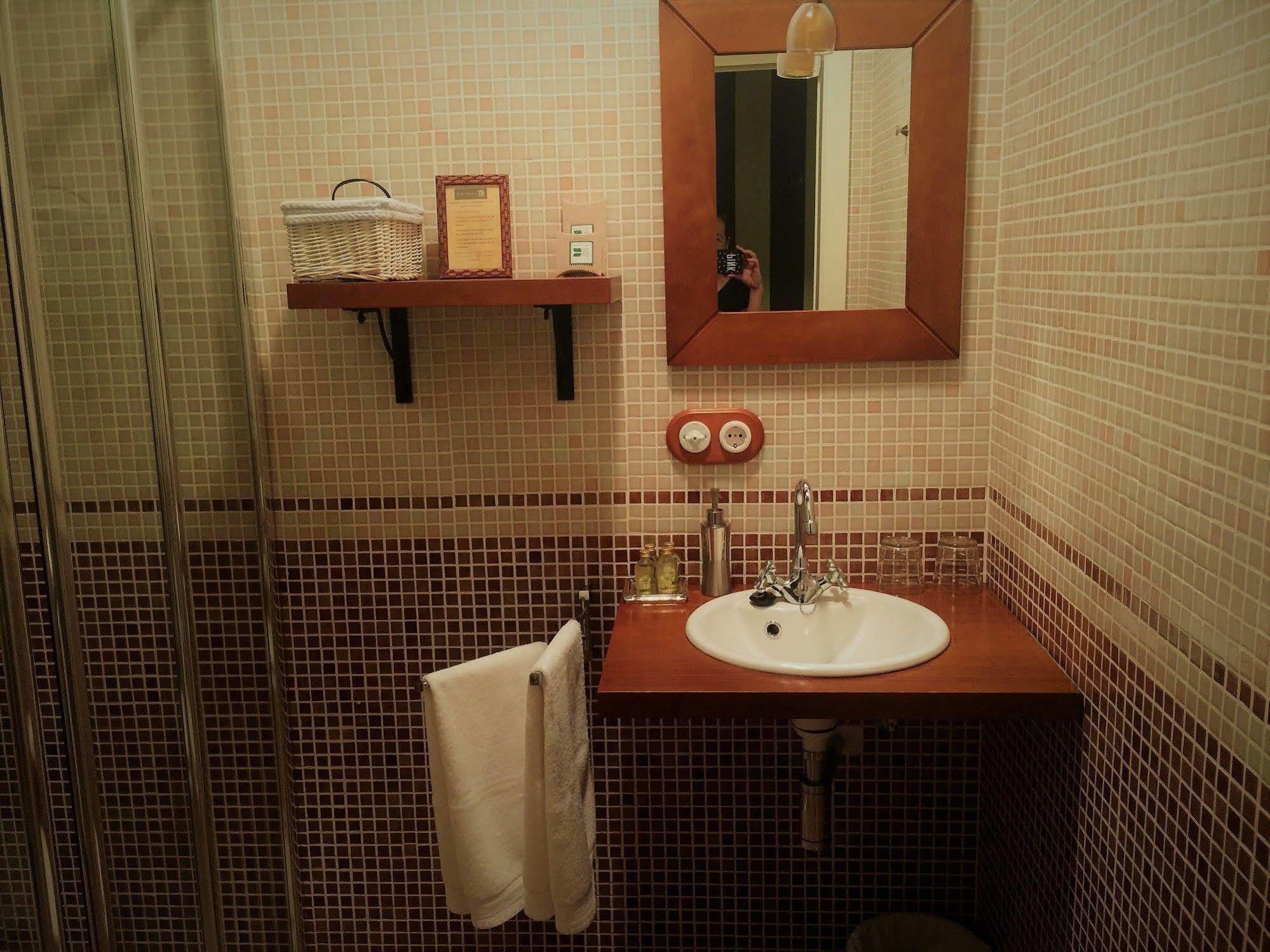 Hotel Os Tres Teixos Adelán Zewnętrze zdjęcie