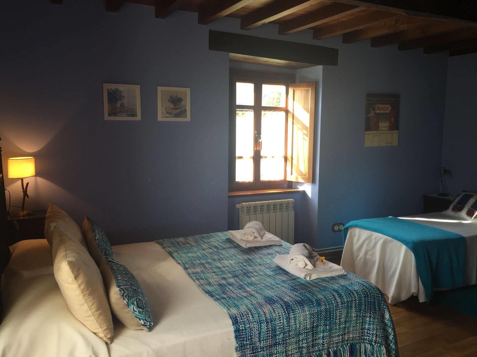 Hotel Os Tres Teixos Adelán Zewnętrze zdjęcie